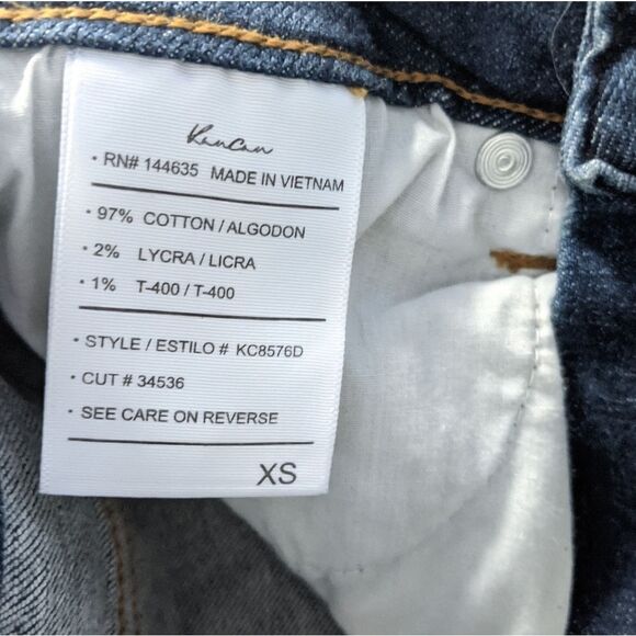 KanCan High-rise Button Fly Frayed Hem Shorts - XS - Picture 8 of 13